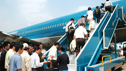 Vietnam Airlines continues 6th “Golden moments” program